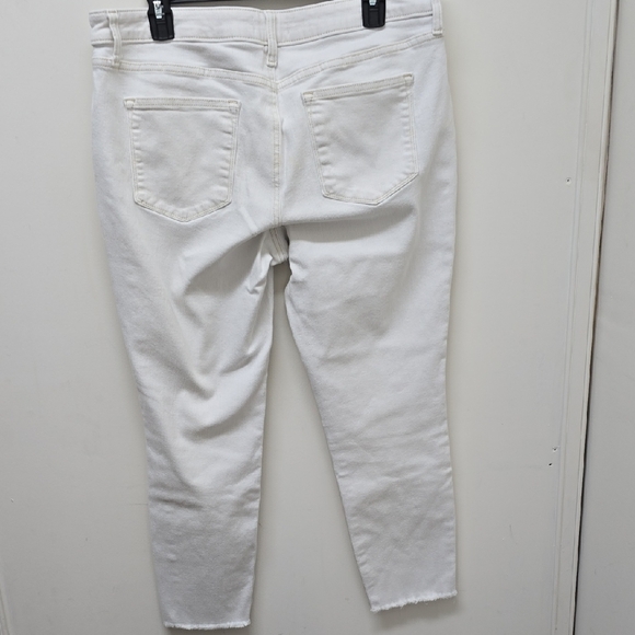 Sonoma White Skinny Crop Jeans - Size 16 - Picture 6 of 8